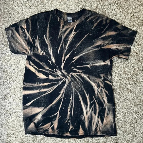 Gildan Tops - Women’s Gildan Bleached Galaxy Design Black and Cream Short Sleeve Tshirt Size M